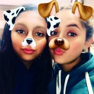 Meet your Posher, Daniela